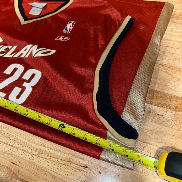 VTG Men’s Reebok Lebron James #23 Cleveland Cavaliers NBA Basketball Jersey 3XL - Picture 8 of 12